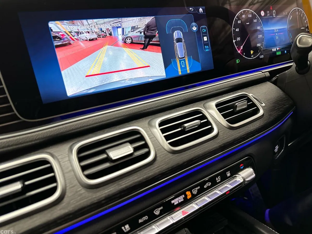 Mercedes-Benz GLE SUV, Petrol Plug-in Hybrid, 2026, Grey