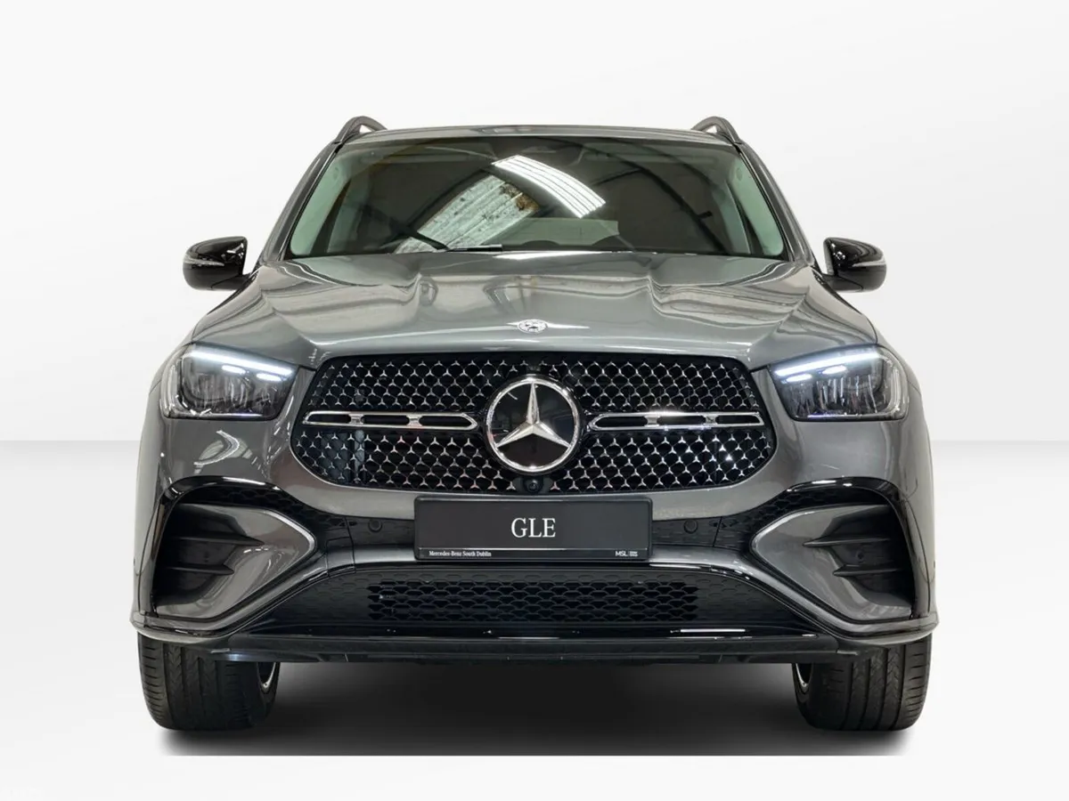 Mercedes-Benz GLE SUV, Petrol Plug-in Hybrid, 2026, Grey