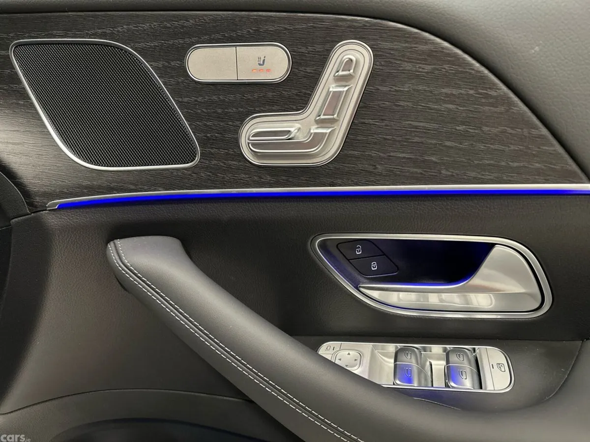 Mercedes-Benz GLE SUV, Petrol Plug-in Hybrid, 2026, Grey