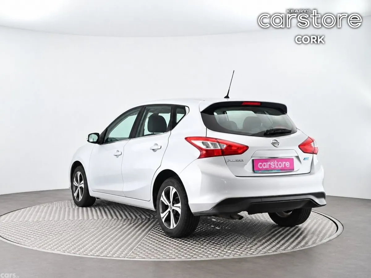 Nissan Pulsar Hatchback, Diesel, 2017, Grey