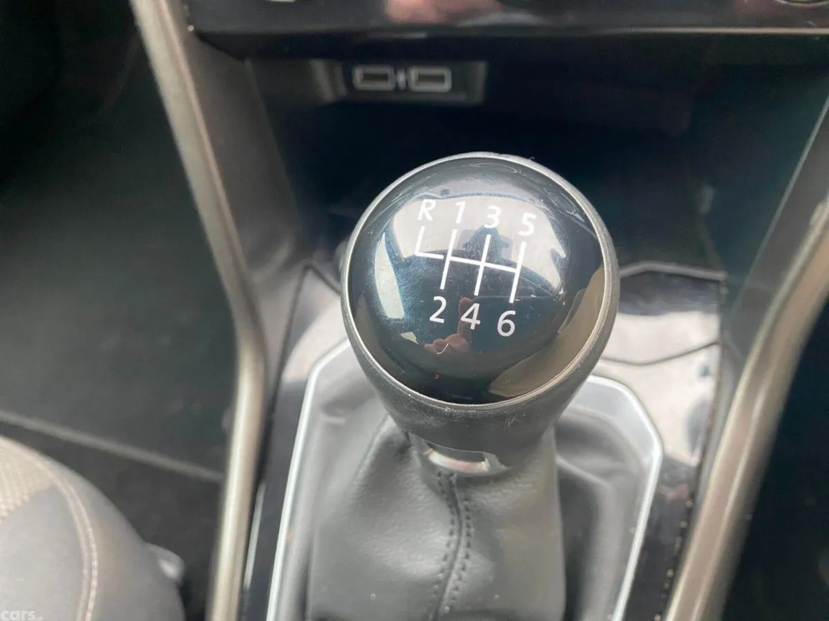 Volkswagen T-Roc SUV, Diesel, 2019, Grey
