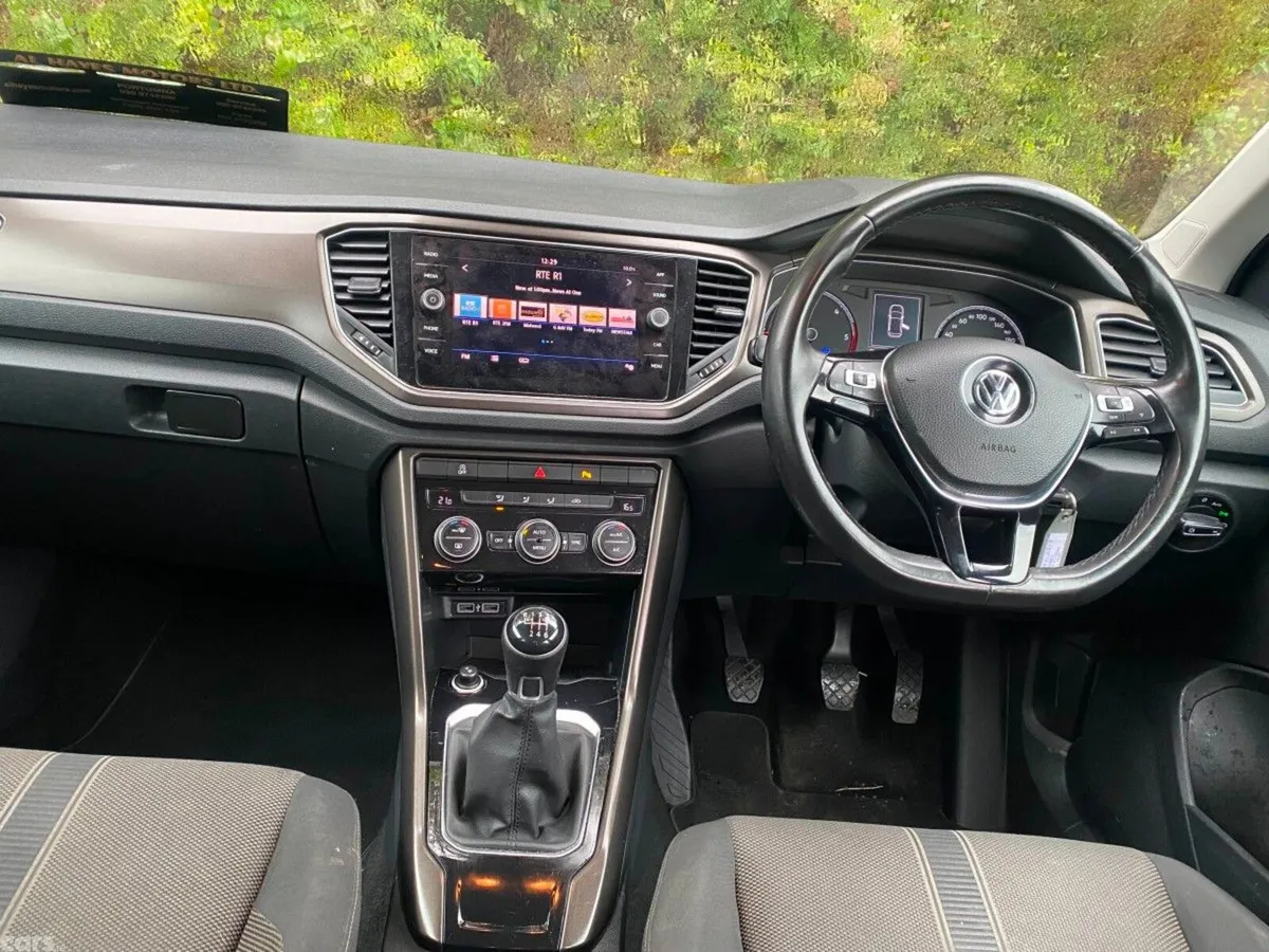 Volkswagen T-Roc SUV, Diesel, 2019, Grey