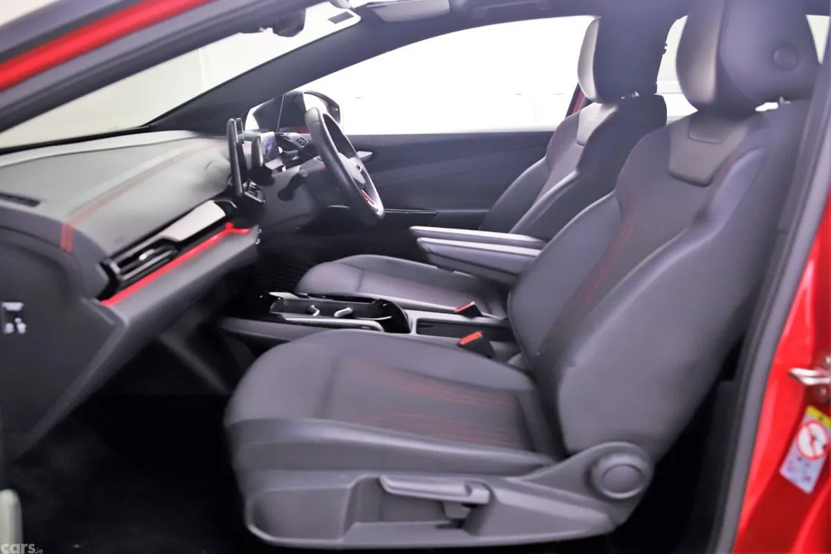 Volkswagen ID.5 MPV, Electric, 2023, Red