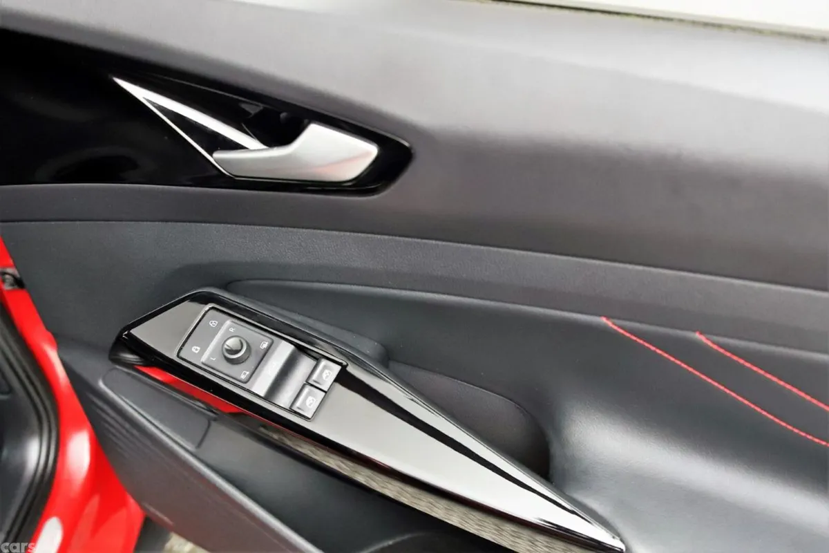Volkswagen ID.5 MPV, Electric, 2023, Red