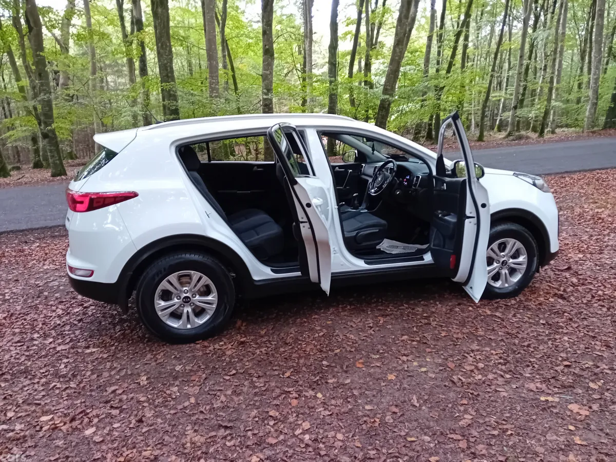 Kia Sportage SUV, Diesel, 2017, White