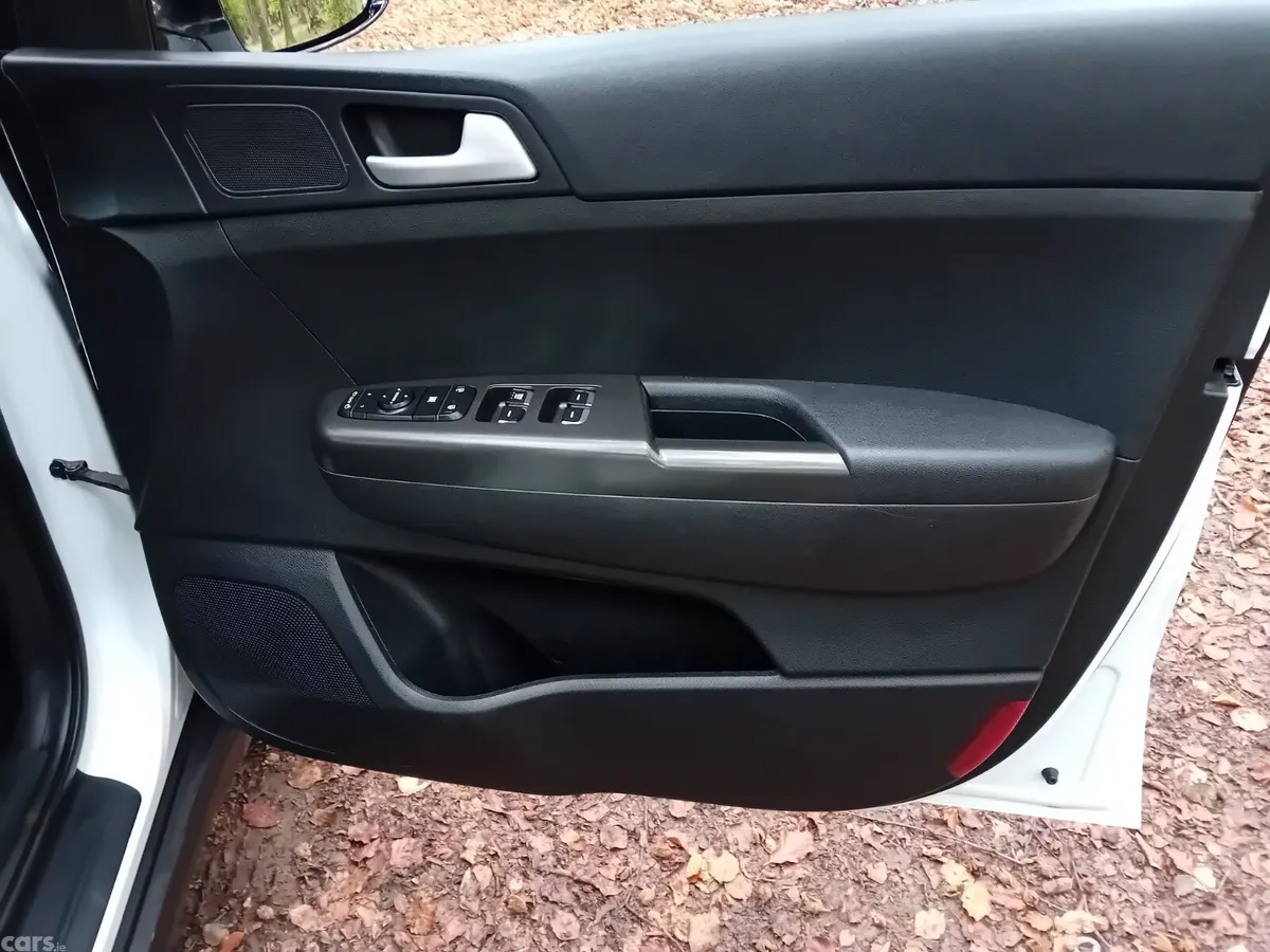 Kia Sportage SUV, Diesel, 2017, White