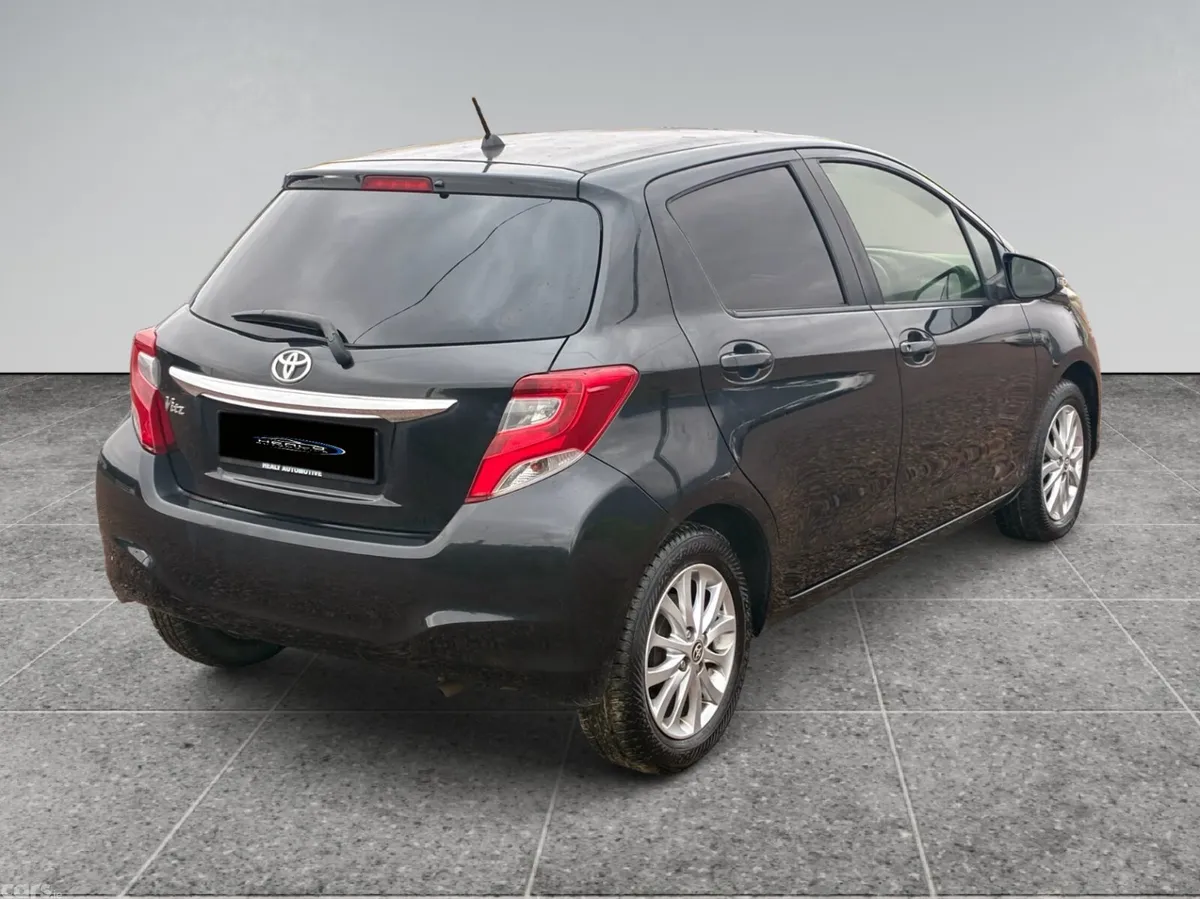 Toyota Vitz Hatchback, Petrol, 2014, Black