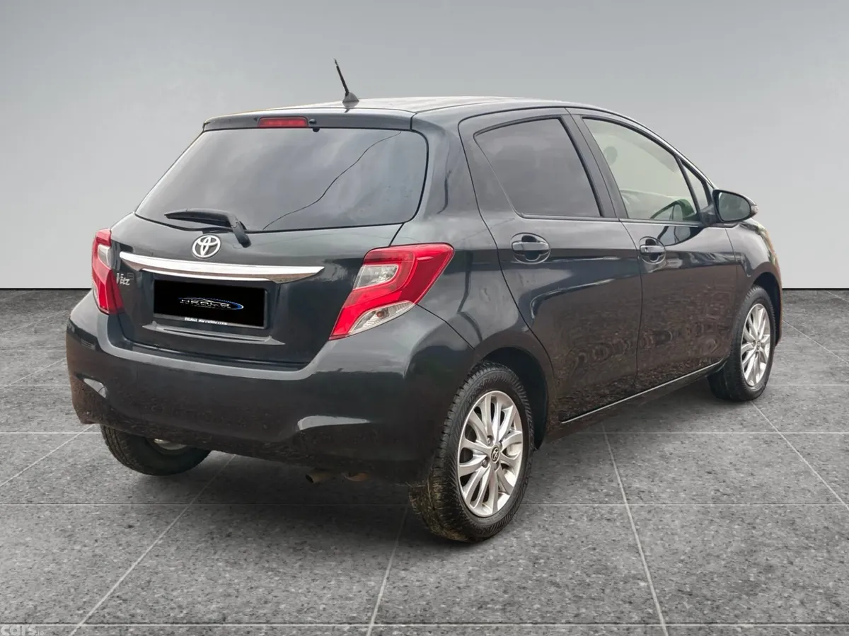 Toyota Vitz Hatchback, Petrol, 2014, Black