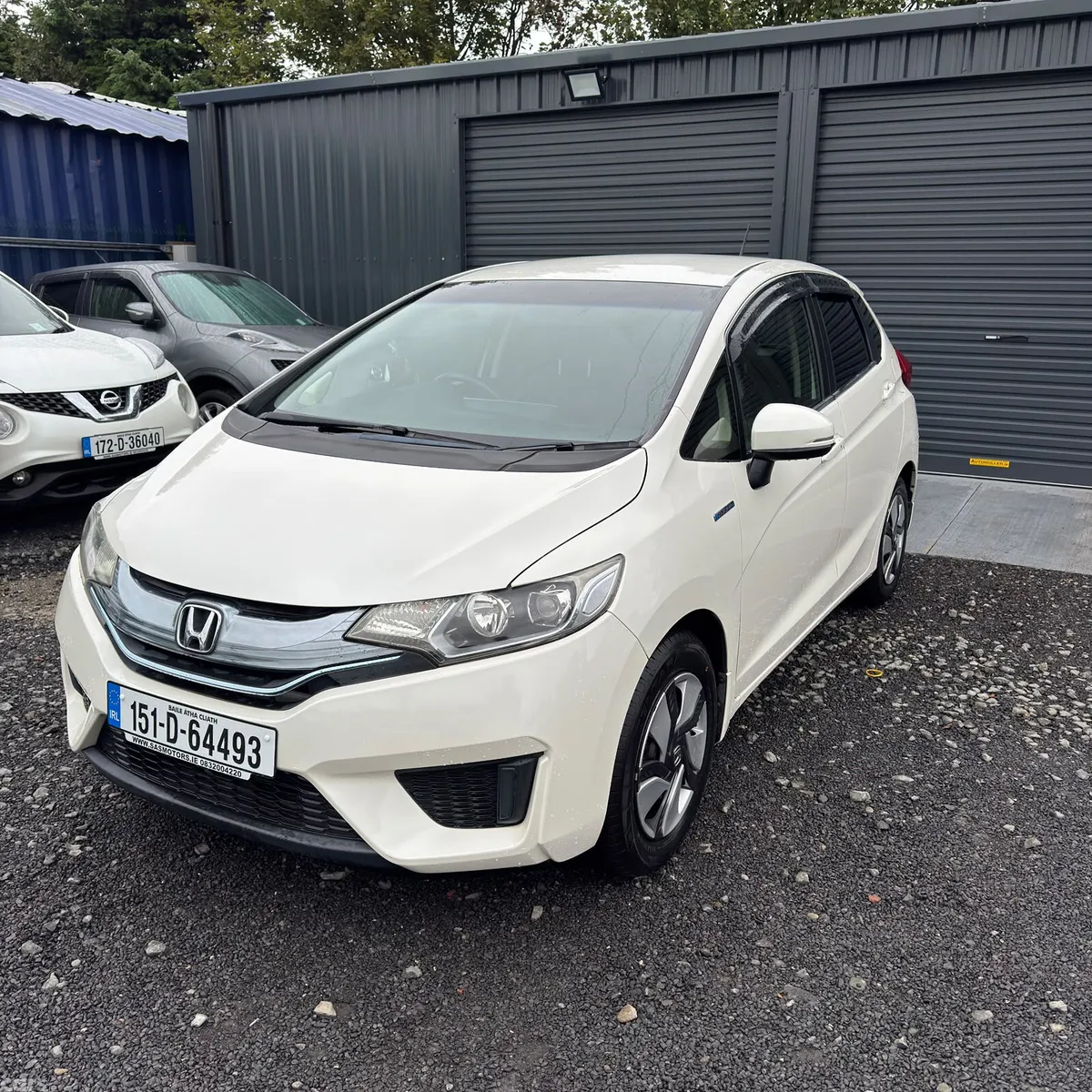 Honda Fit Hatchback, Petrol Hybrid, 2015, White