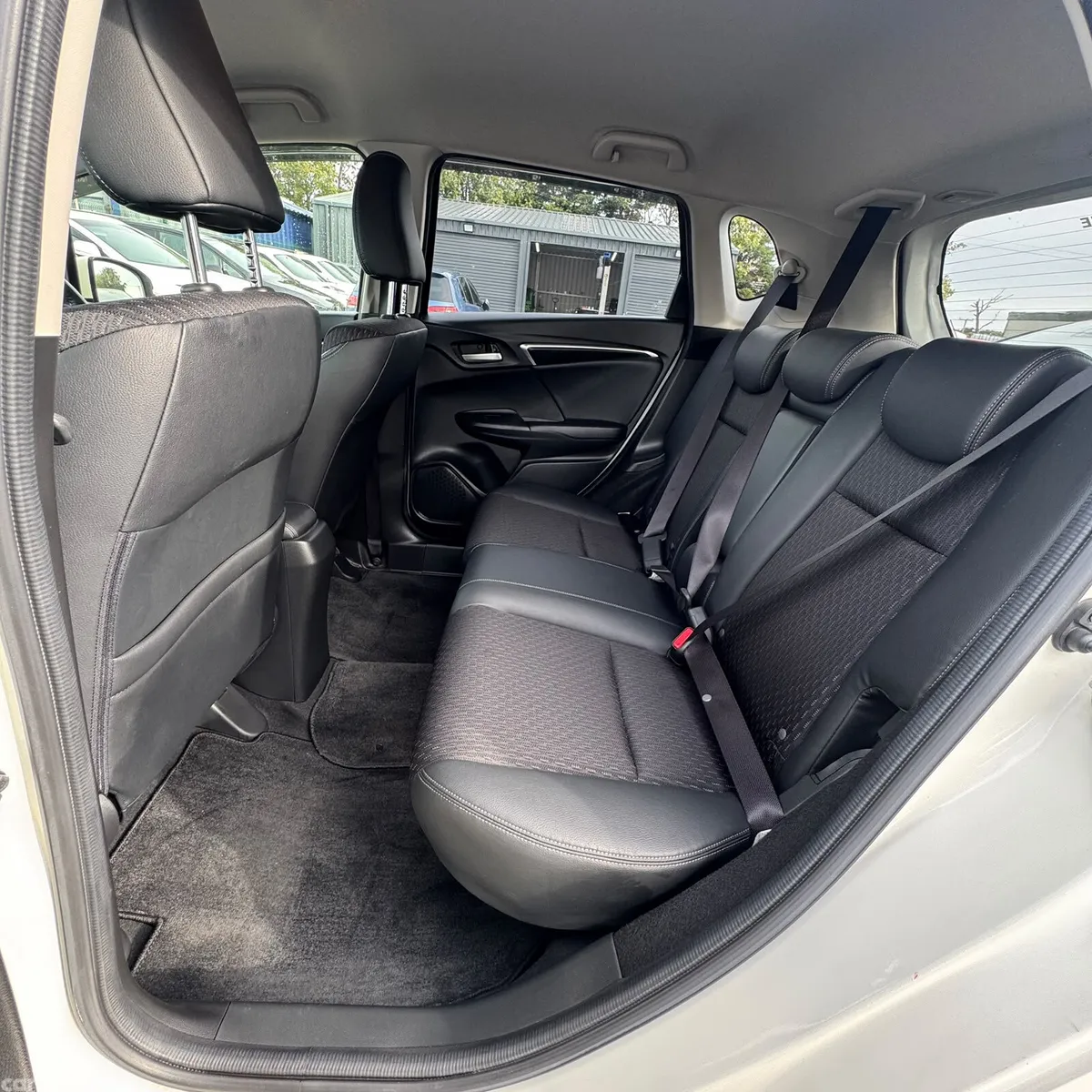 Honda Fit Hatchback, Petrol Hybrid, 2015, White