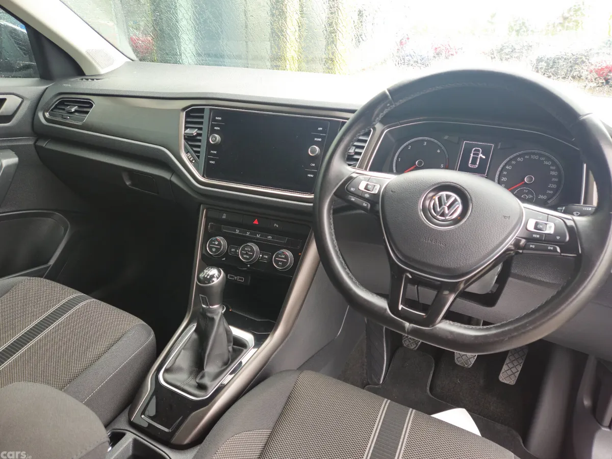 Volkswagen T-Roc SUV, Diesel, 2019, Grey