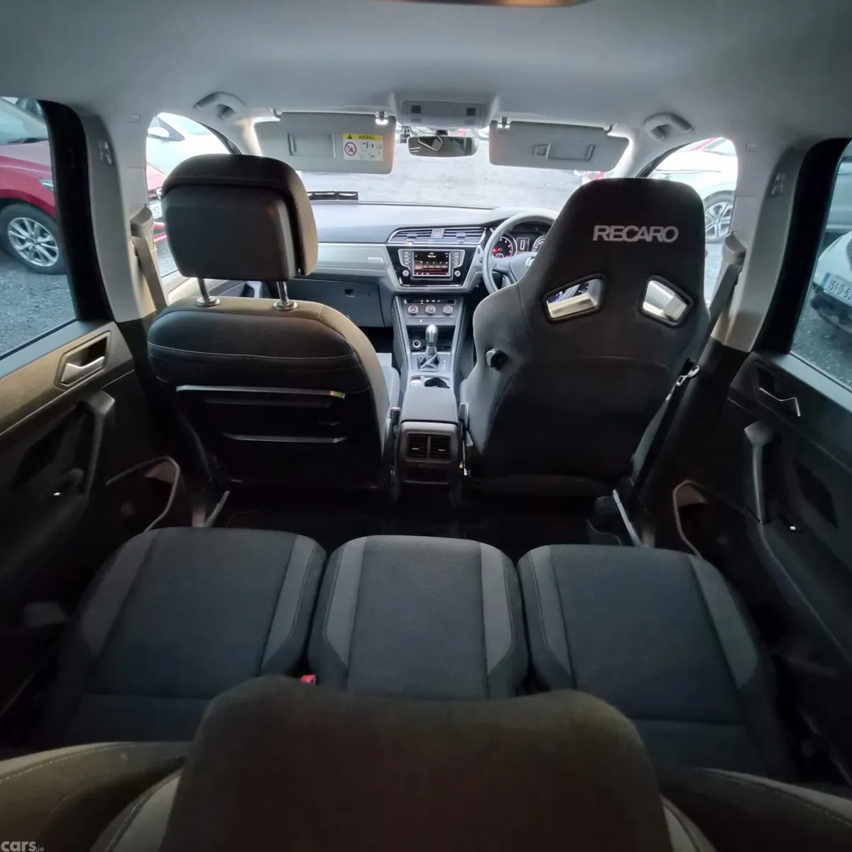 Volkswagen Touran MPV, Petrol, 2016, Black
