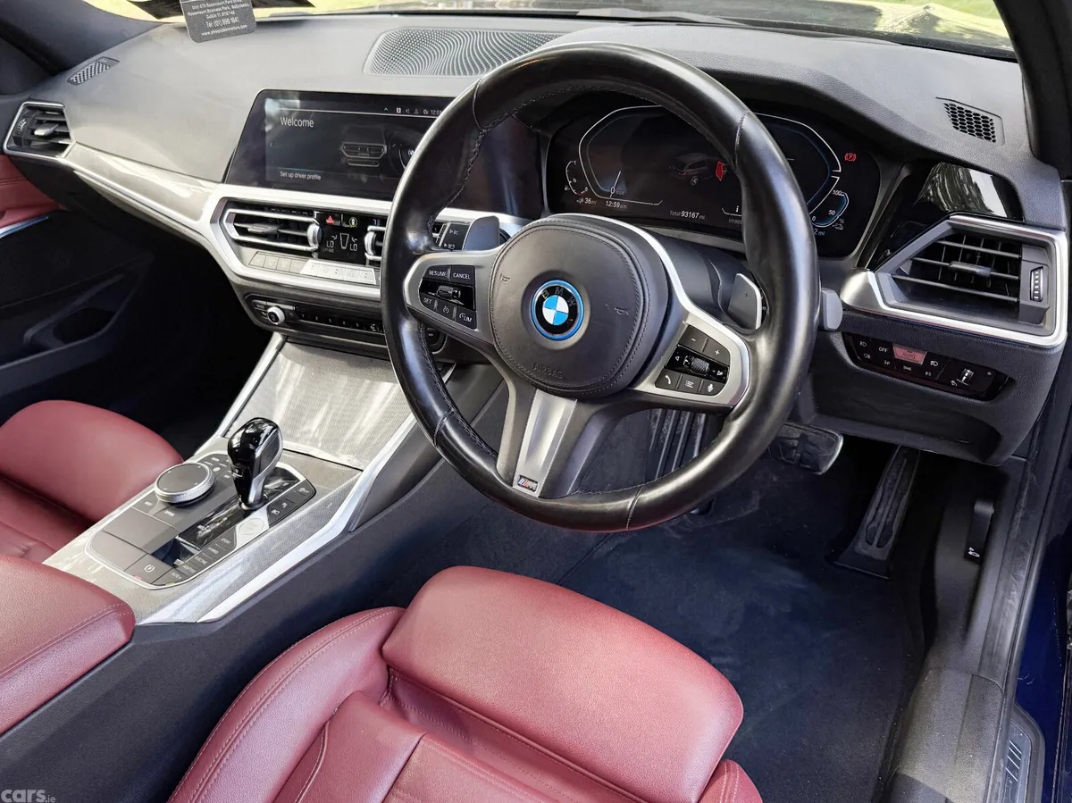 BMW 3-Series Estate, Petrol Plug-in Hybrid, 2022, Blue