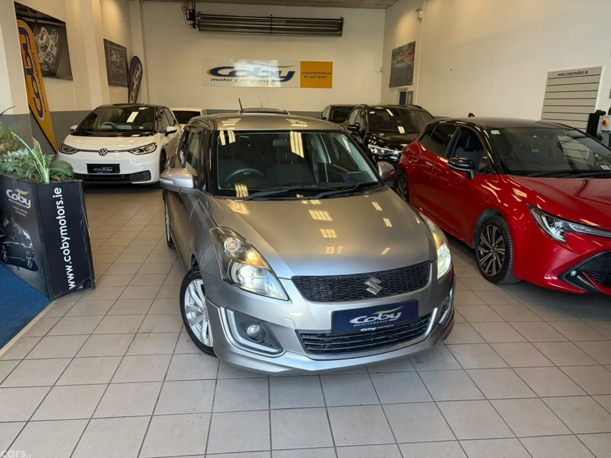 Suzuki Swift Hatchback, Petrol, 2014, Silver