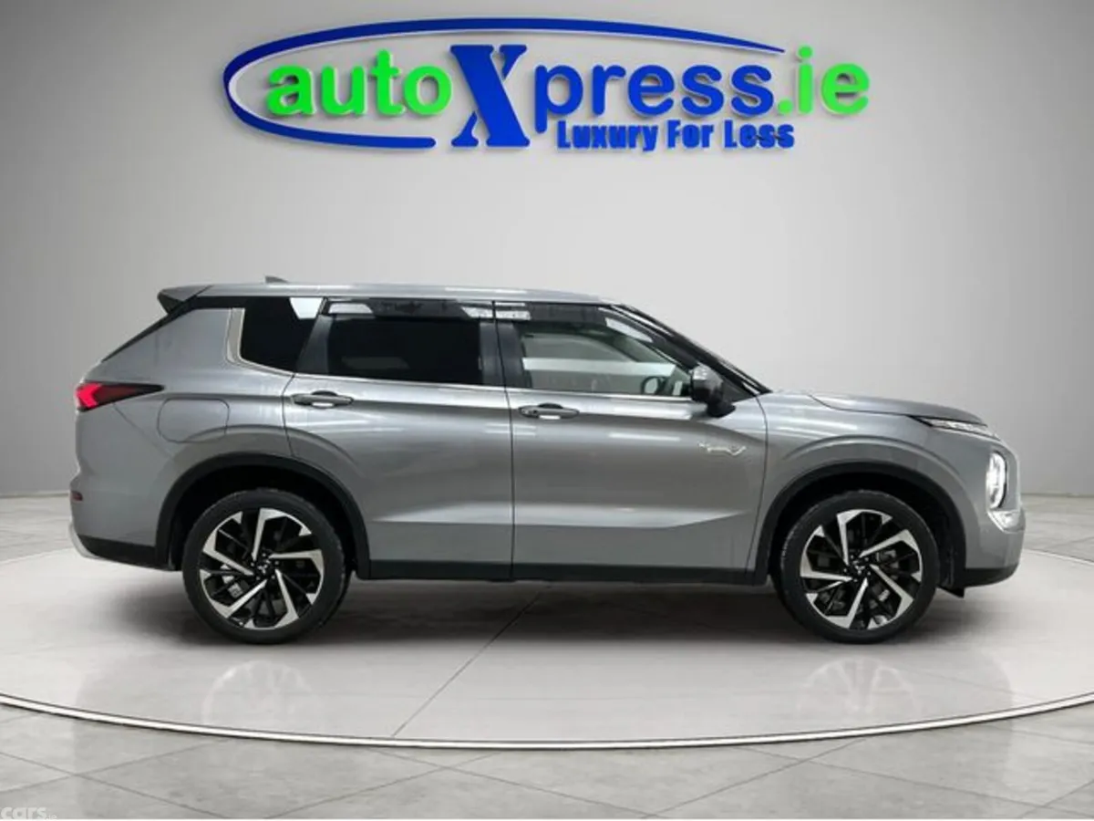 Mitsubishi Outlander SUV, Petrol Plug-in Hybrid, 2022, Grey