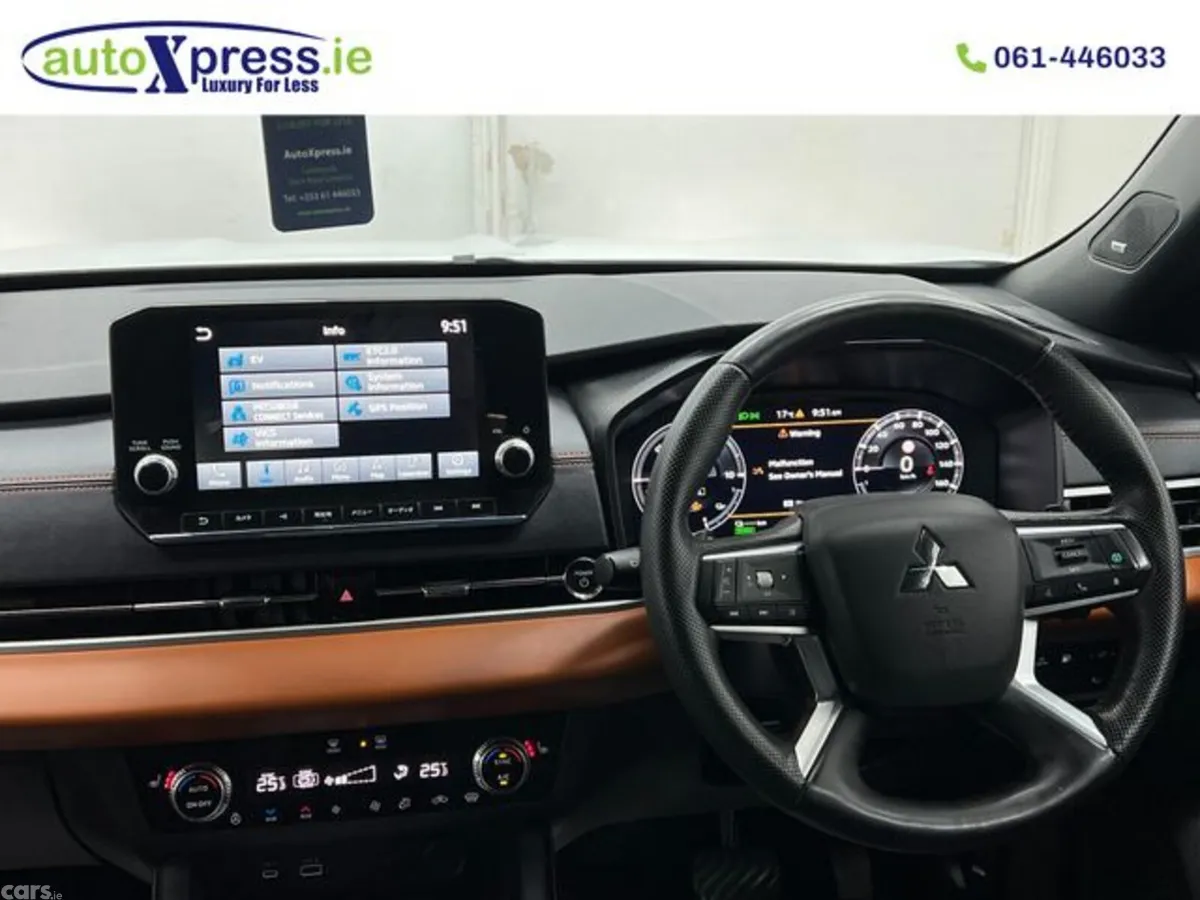 Mitsubishi Outlander SUV, Petrol Plug-in Hybrid, 2023, White
