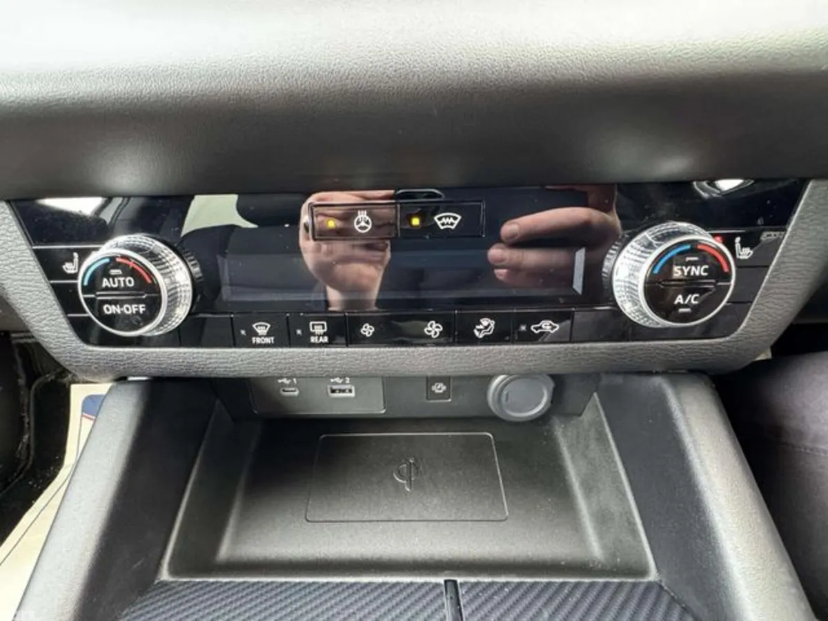 Mitsubishi Outlander SUV, Petrol Plug-in Hybrid, 2022, White