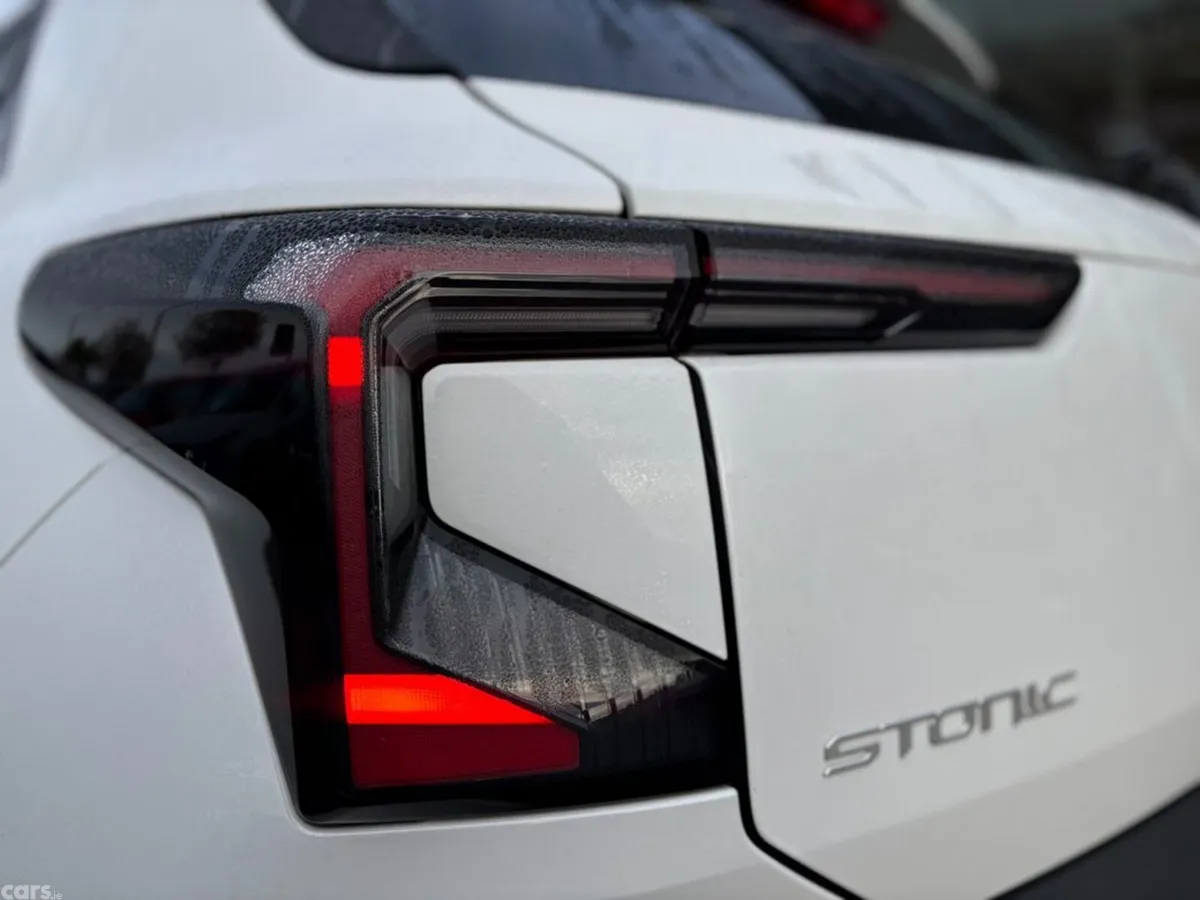 Kia Stonic Hatchback, Petrol Hybrid, 2026, White