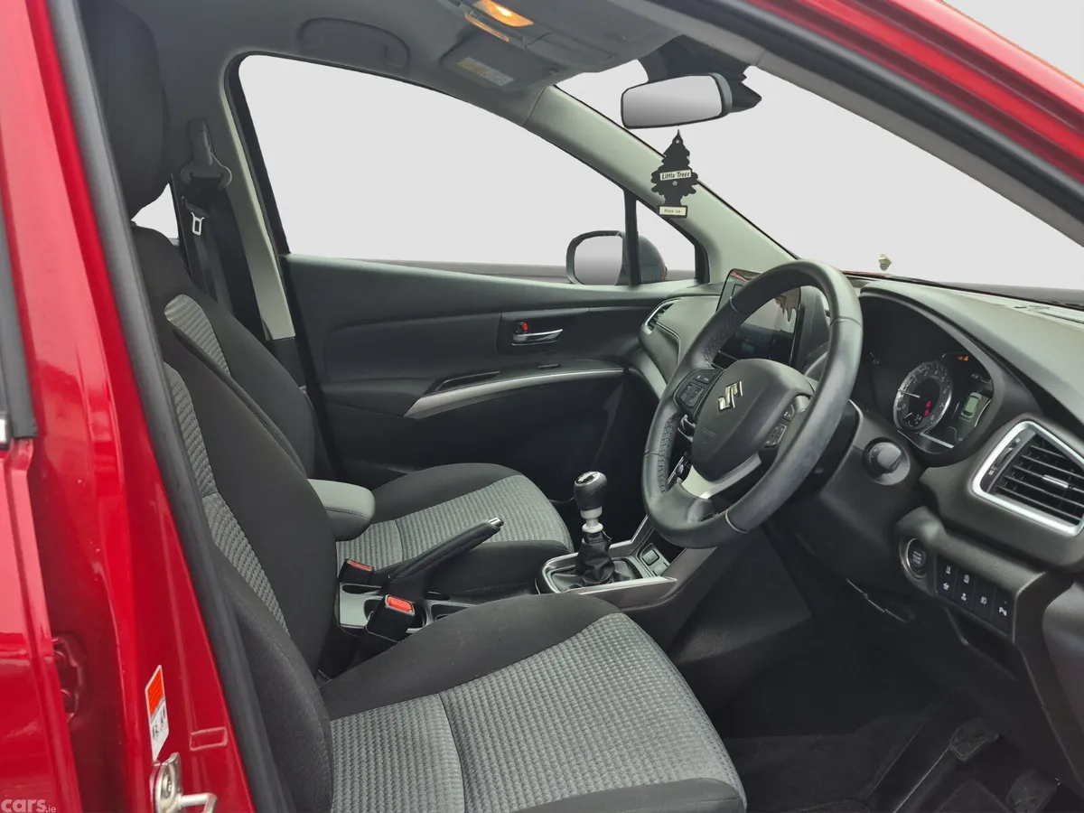 Suzuki SX4 S-Cross Hatchback, Petrol, 2023, Red