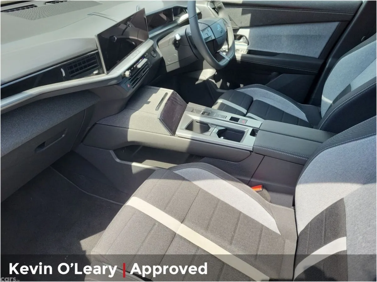Opel Grandland SUV, Petrol, 2026, Grey