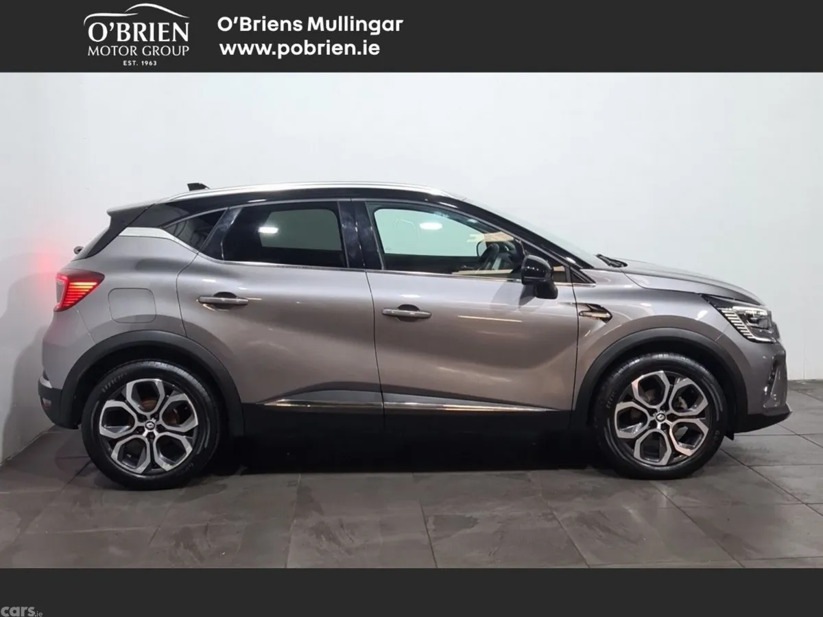 Renault Captur Hatchback, Petrol, 2024, Grey