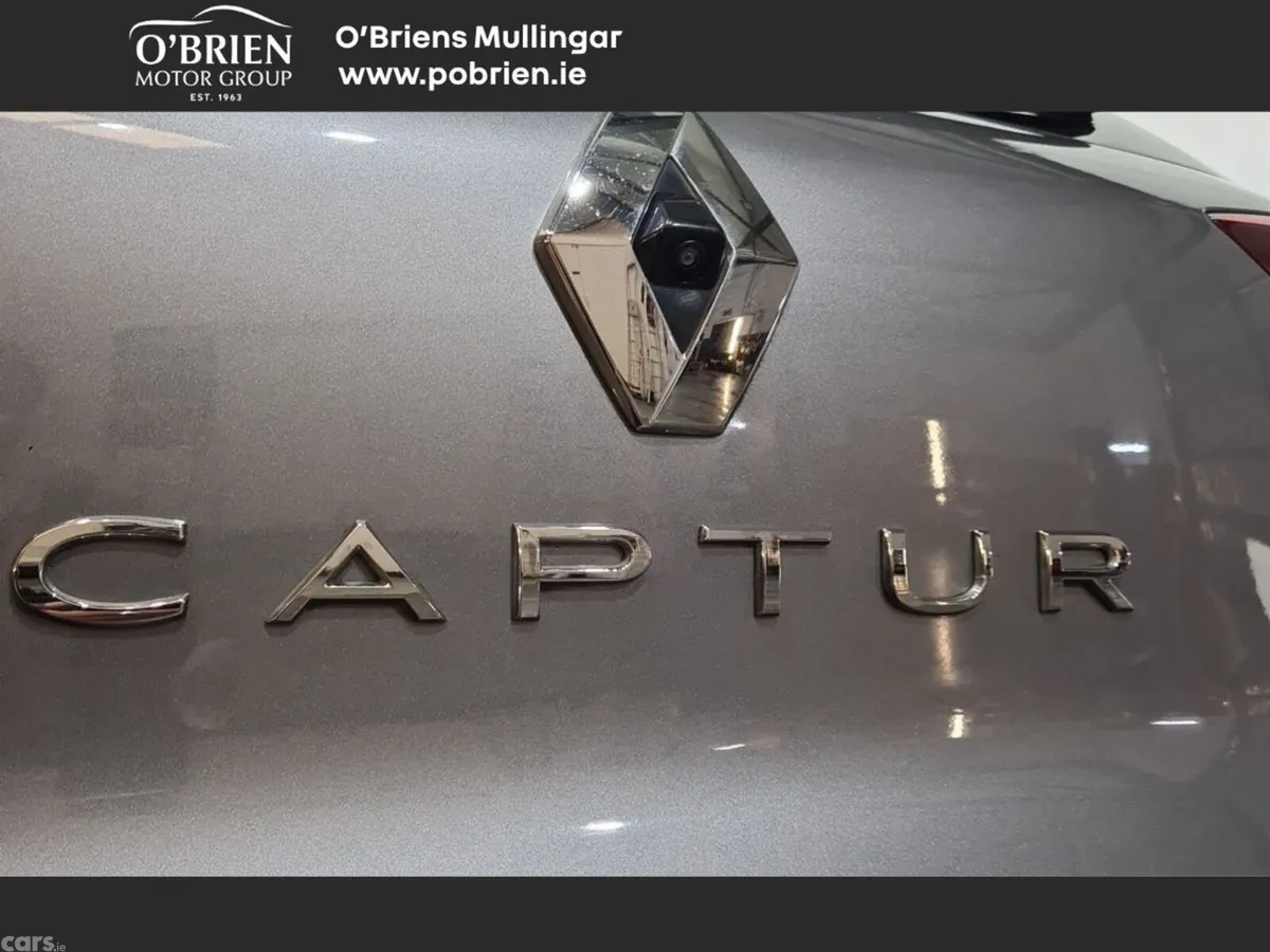 Renault Captur Hatchback, Petrol, 2024, Grey