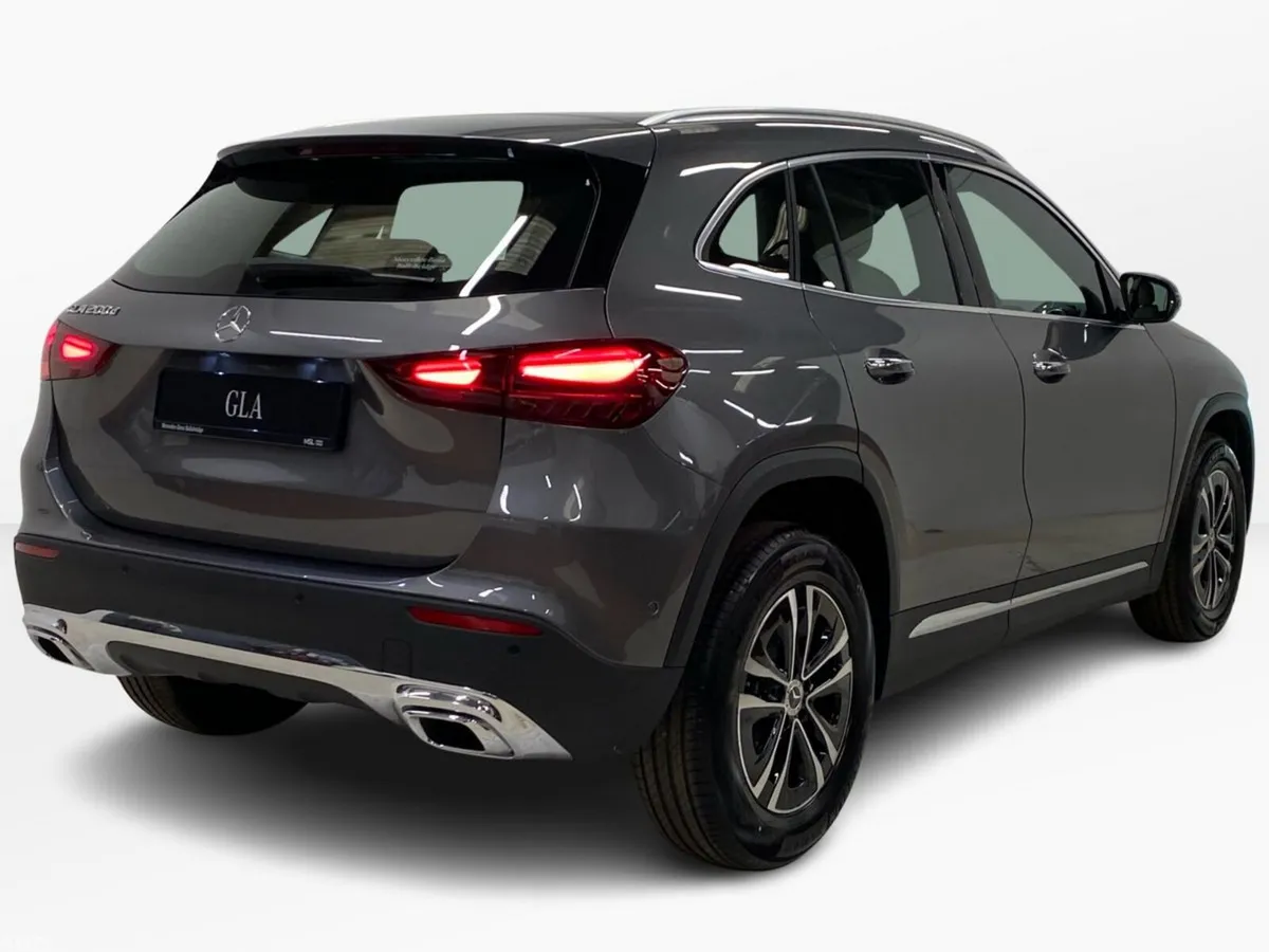 Mercedes-Benz GLA SUV, Diesel, 2026, Grey