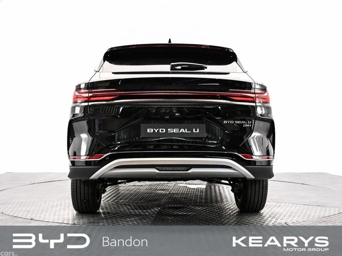 BYD SEAL U Hatchback, Petrol Plug-in Hybrid, 2026, Black