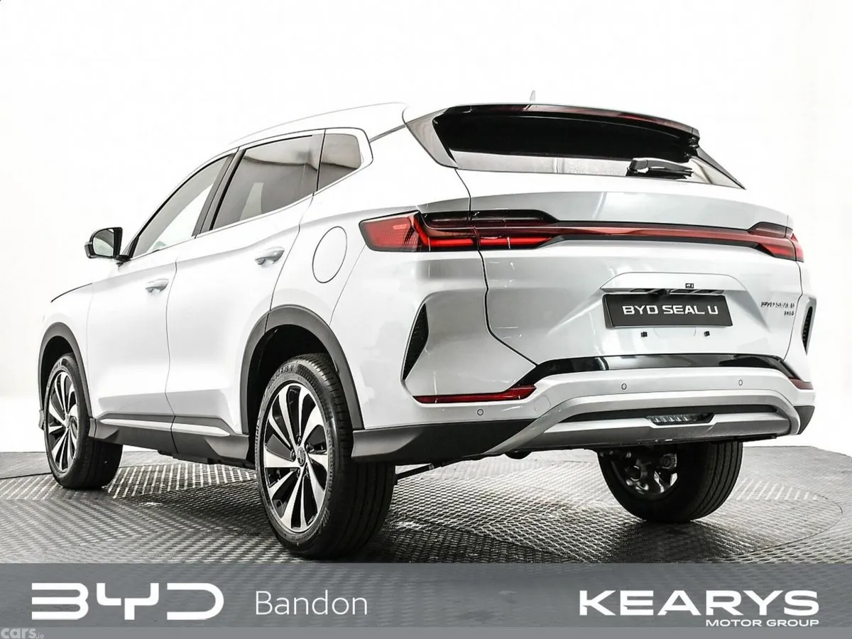 BYD SEAL U SUV, Petrol Plug-in Hybrid, 2026, White
