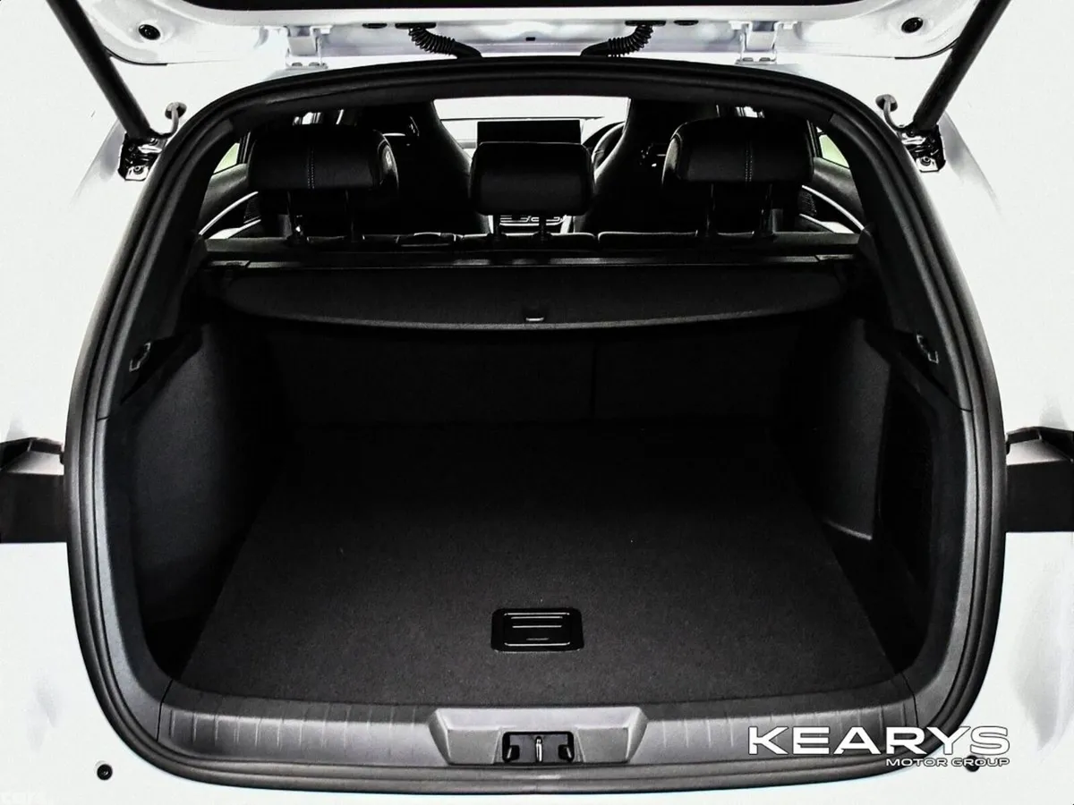 BYD SEAL U SUV, Petrol Plug-in Hybrid, 2026, White