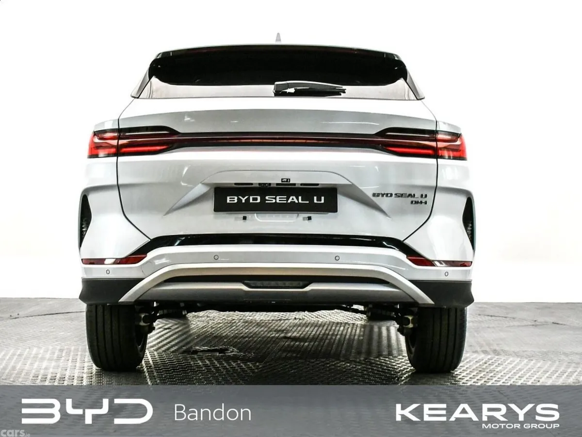 BYD SEAL U SUV, Petrol Plug-in Hybrid, 2026, White