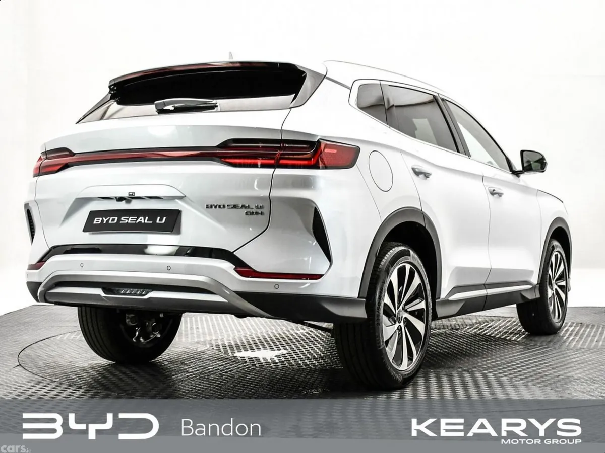 BYD SEAL U SUV, Petrol Plug-in Hybrid, 2026, White