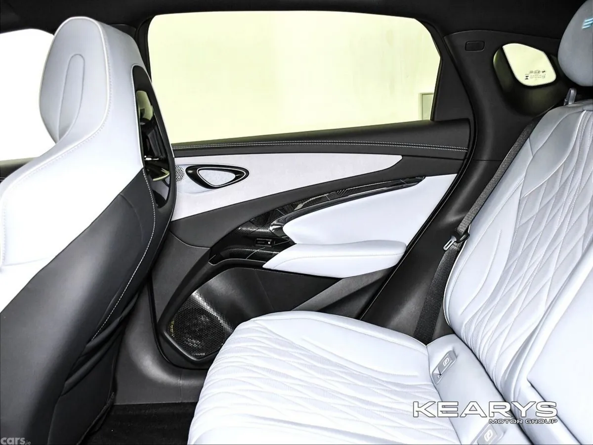 BYD SEAL Saloon, Electric, 2027, Black