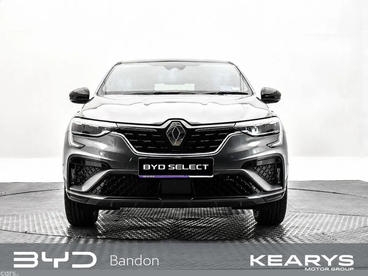 Renault Arkana SUV, Petrol, 2023, Grey