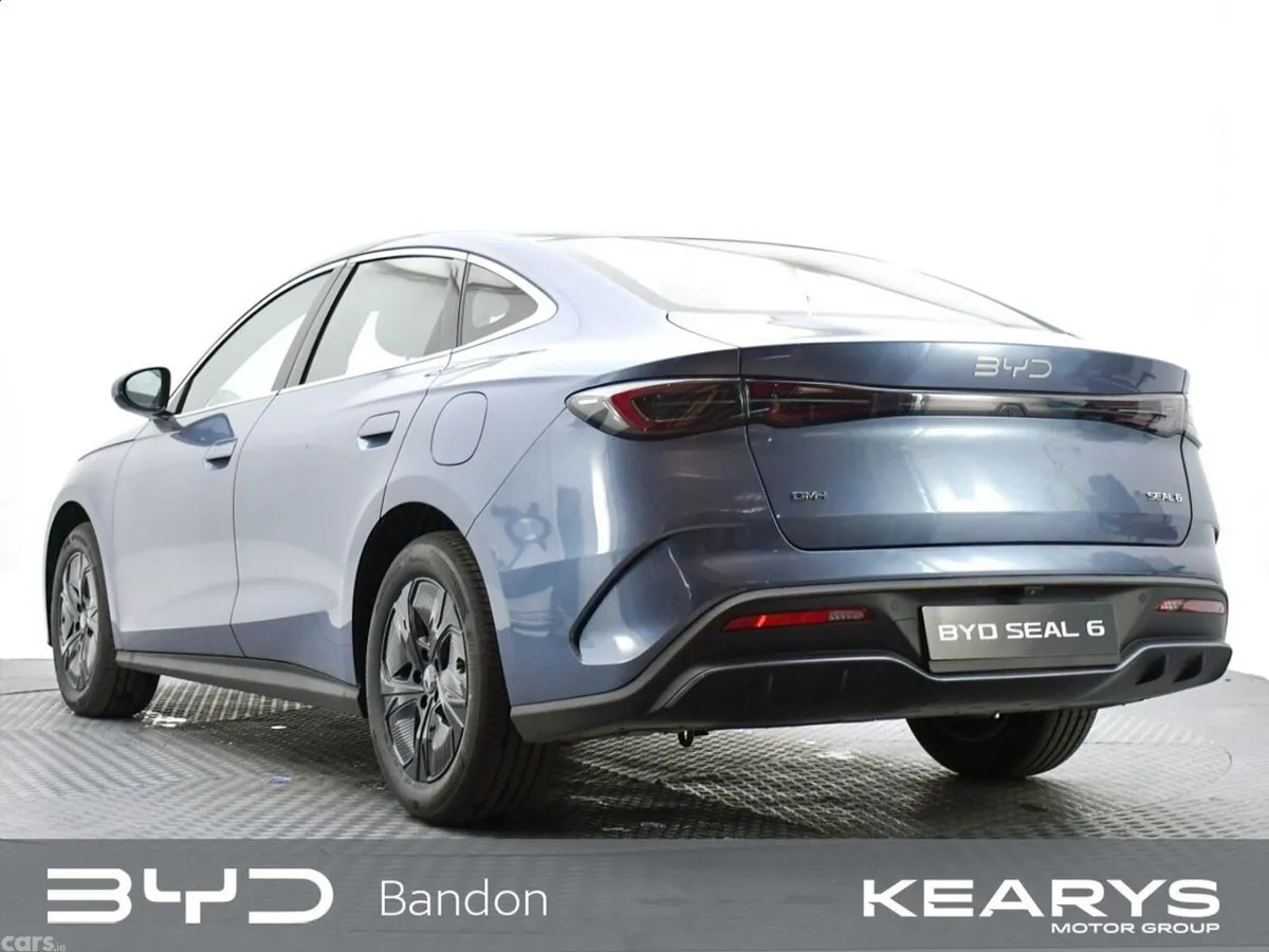 BYD SEAL Saloon, Petrol Plug-in Hybrid, 2026, Grey
