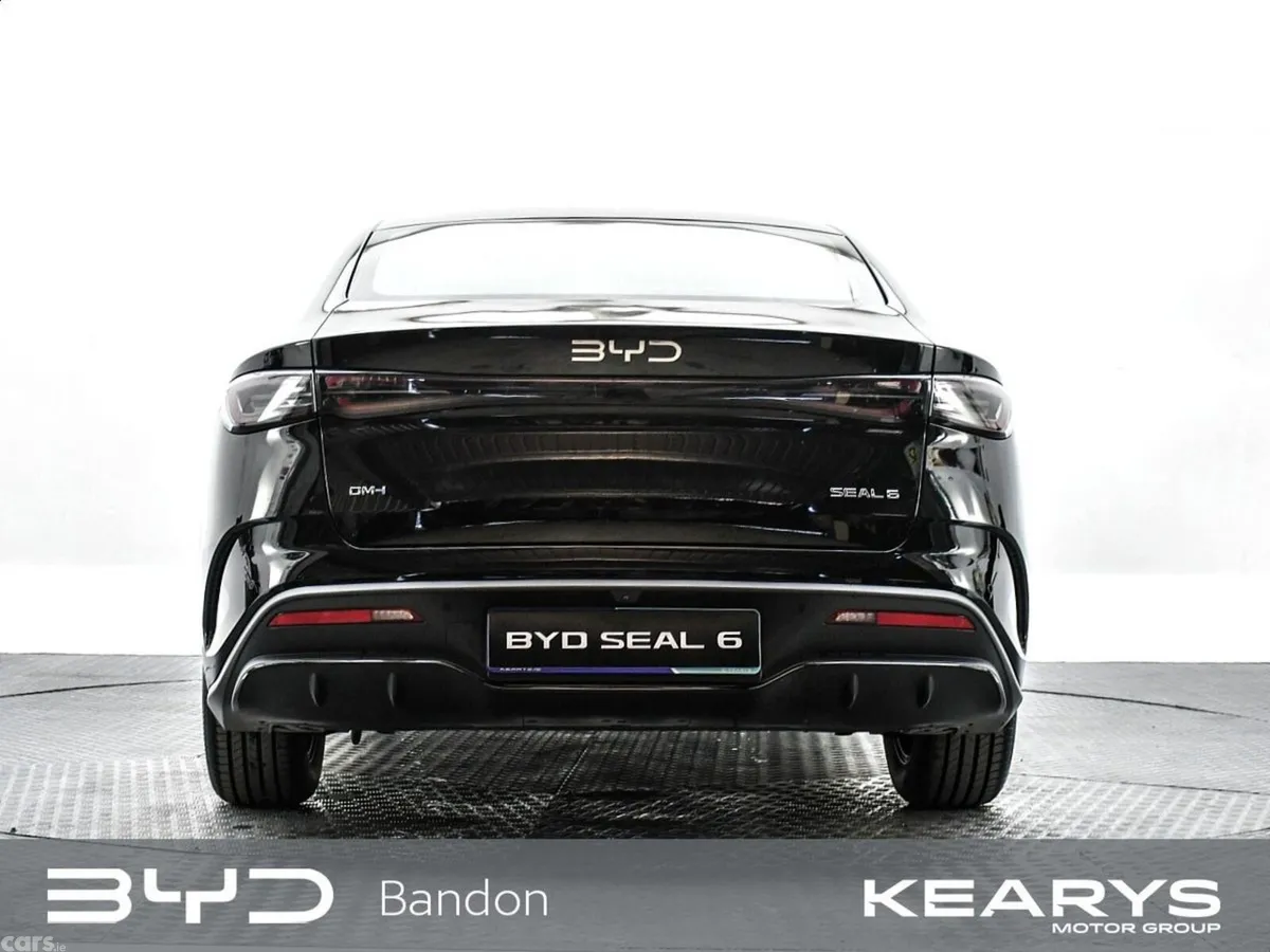 BYD Seal 6 SUV, Petrol Plug-in Hybrid, 2027, Black