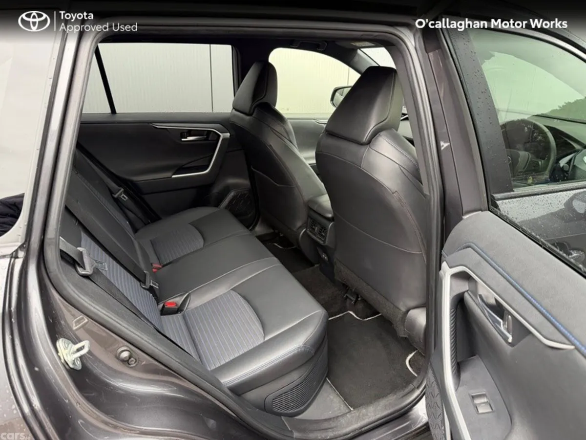 Toyota RAV4 SUV, Petrol Hybrid, 2024, Grey