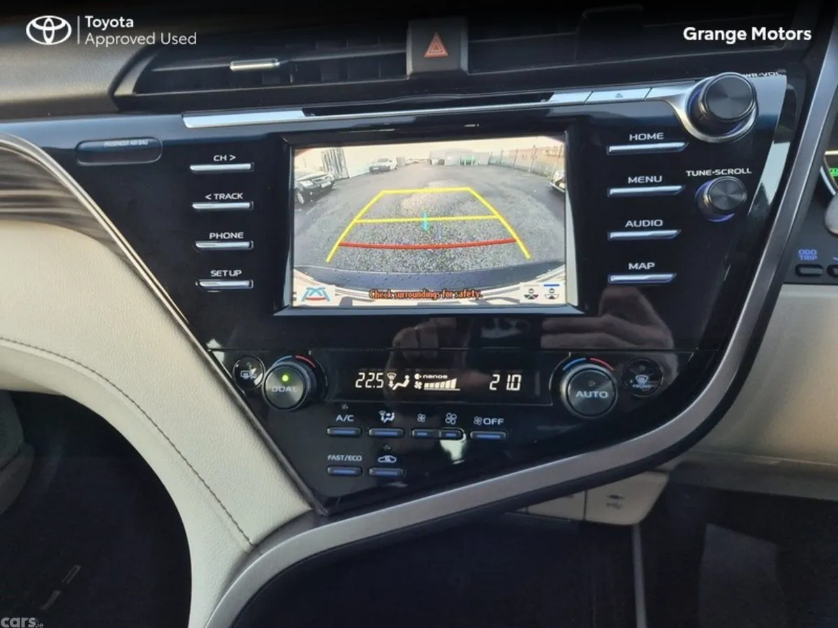 Toyota Camry Saloon, Petrol Hybrid, 2021, Black