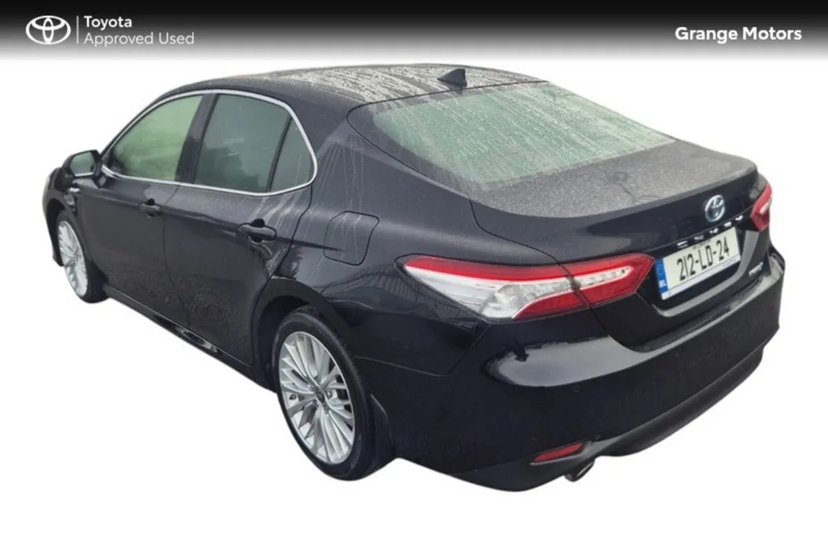 Toyota Camry Saloon, Petrol Hybrid, 2021, Black