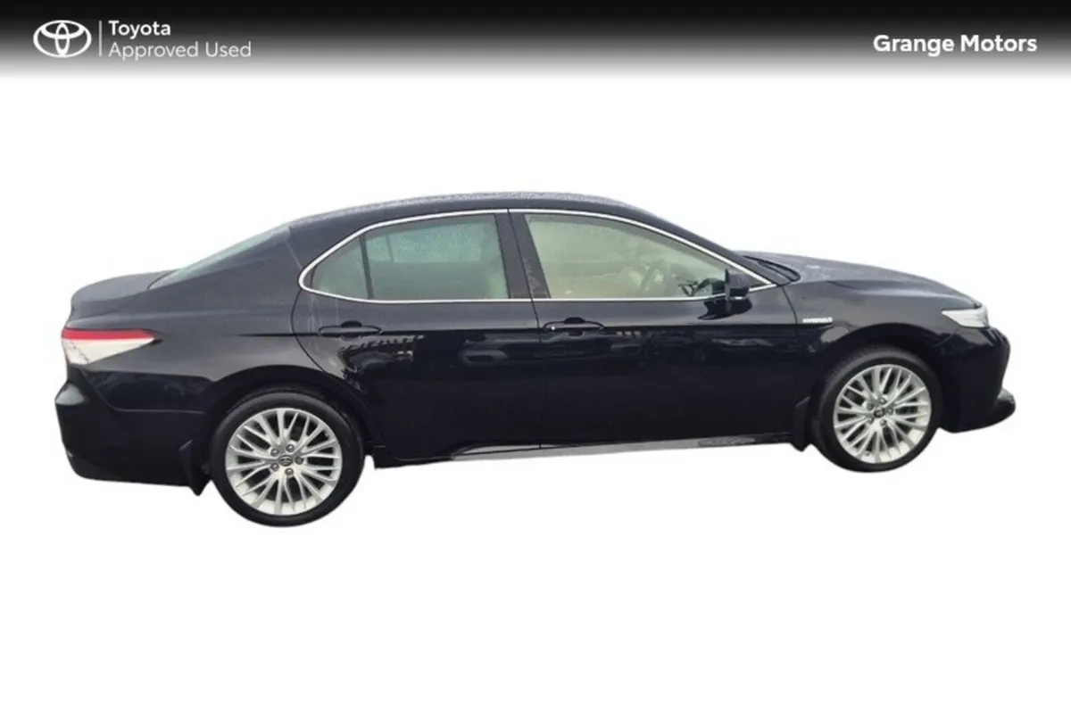 Toyota Camry Saloon, Petrol Hybrid, 2021, Black