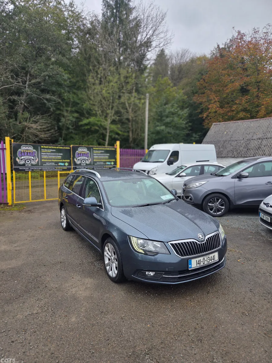 Skoda Superb Estate, Diesel, 2014, Grey