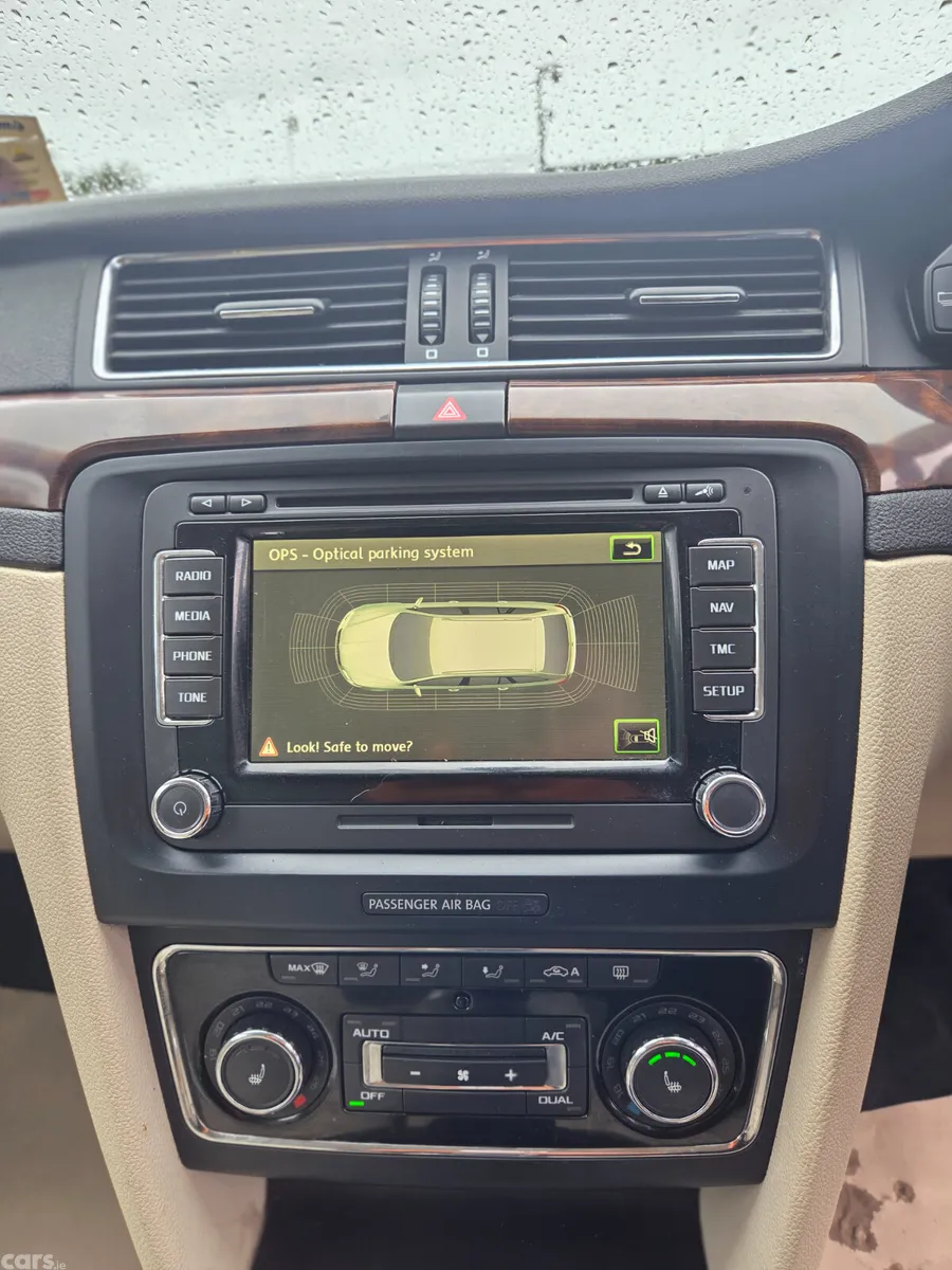 Skoda Superb Estate, Diesel, 2014, Grey