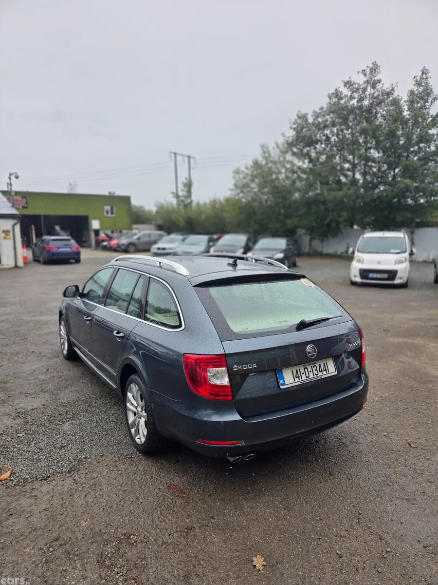 Skoda Superb Estate, Diesel, 2014, Grey