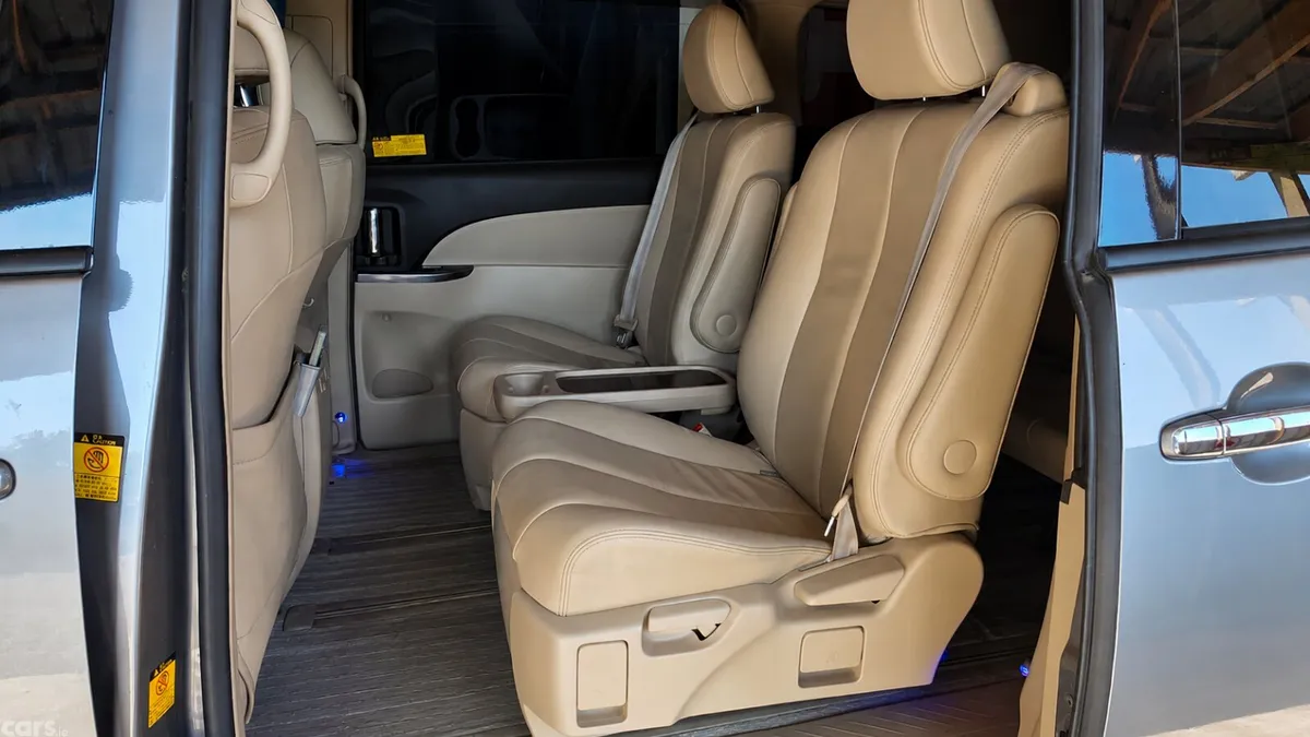 Toyota Estima MPV, Petrol Hybrid, 2012, Grey