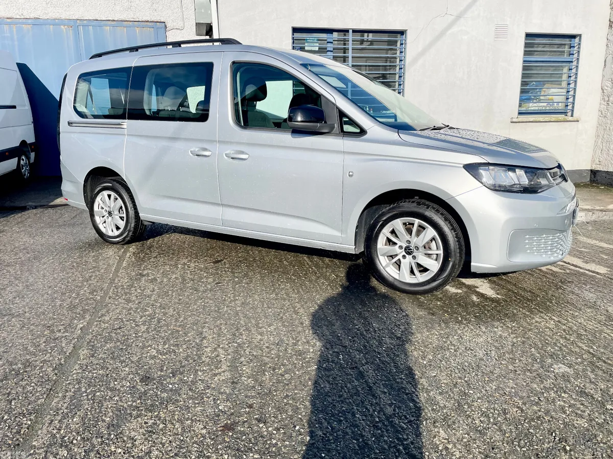 Volkswagen Caddy Maxi Life MPV, Diesel, 2023, Silver