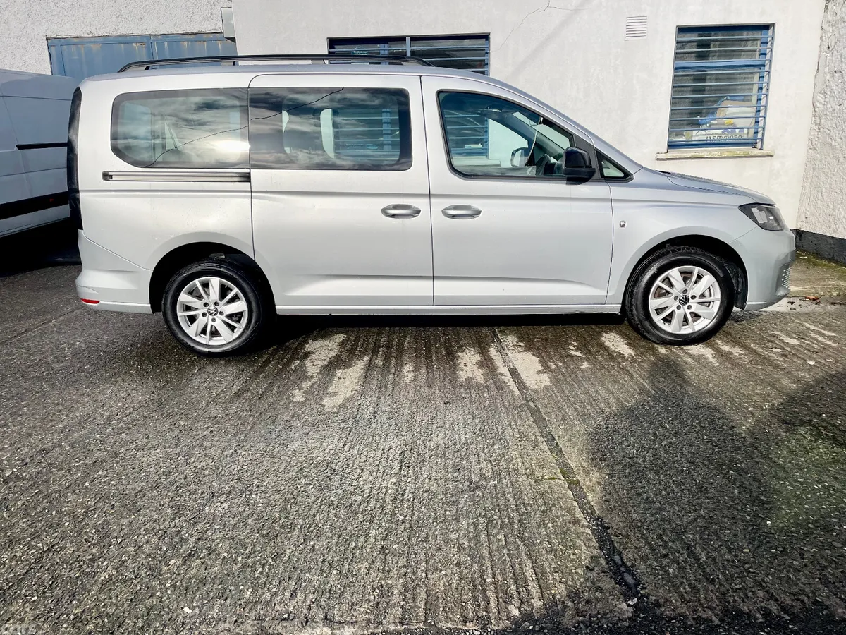 Volkswagen Caddy Maxi Life MPV, Diesel, 2023, Silver