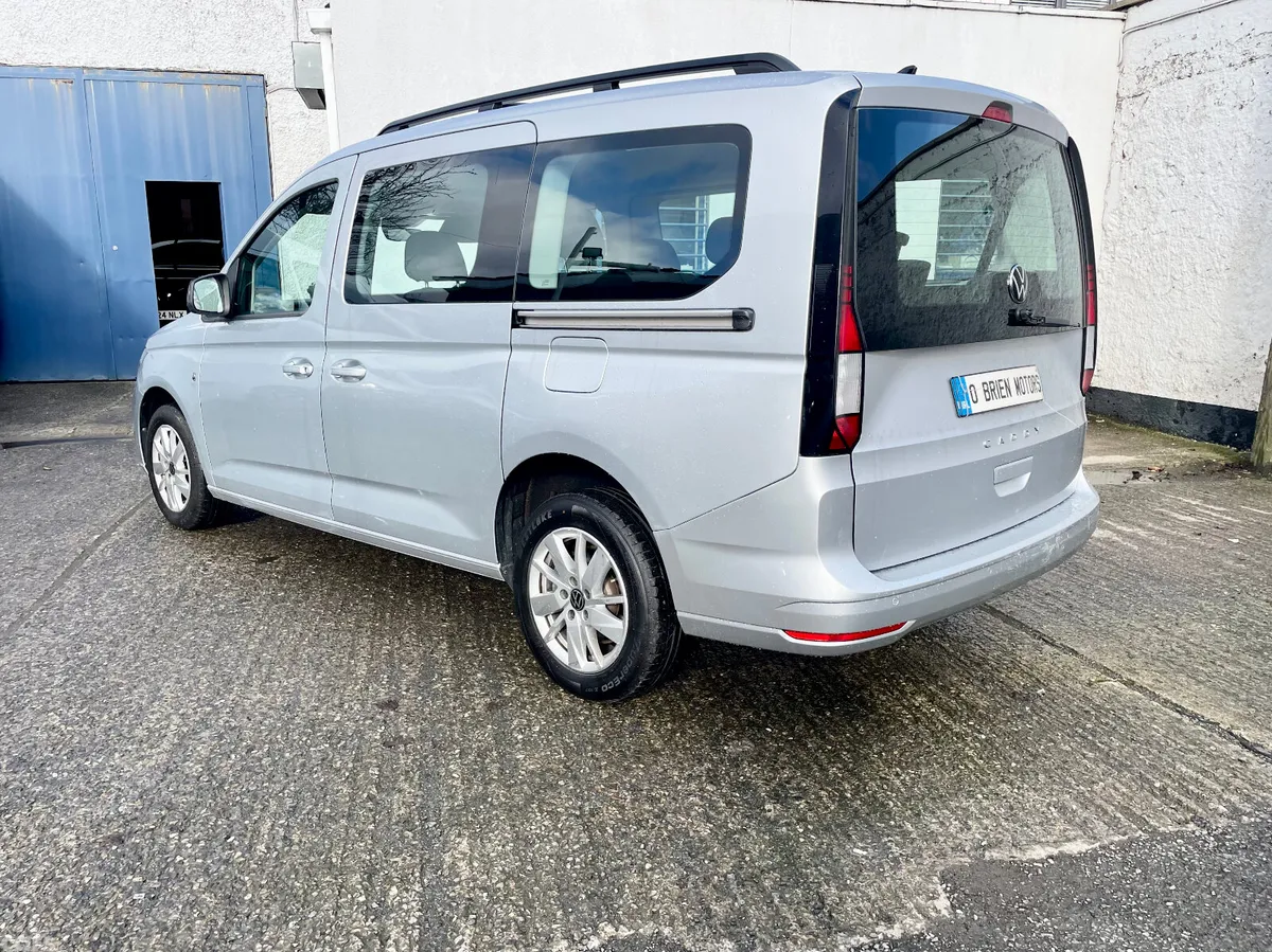 Volkswagen Caddy Maxi Life MPV, Diesel, 2023, Silver