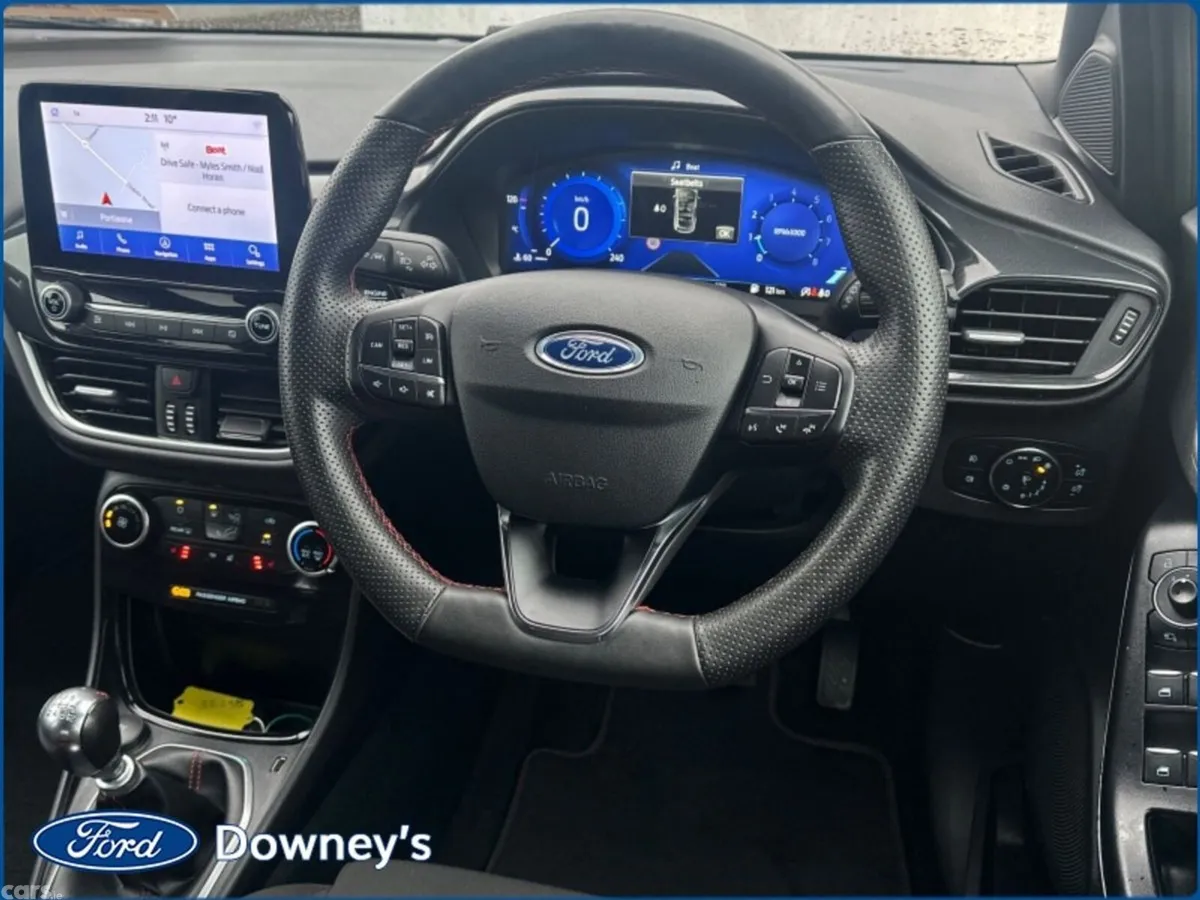 Ford Puma MPV, Petrol, 2024, Red