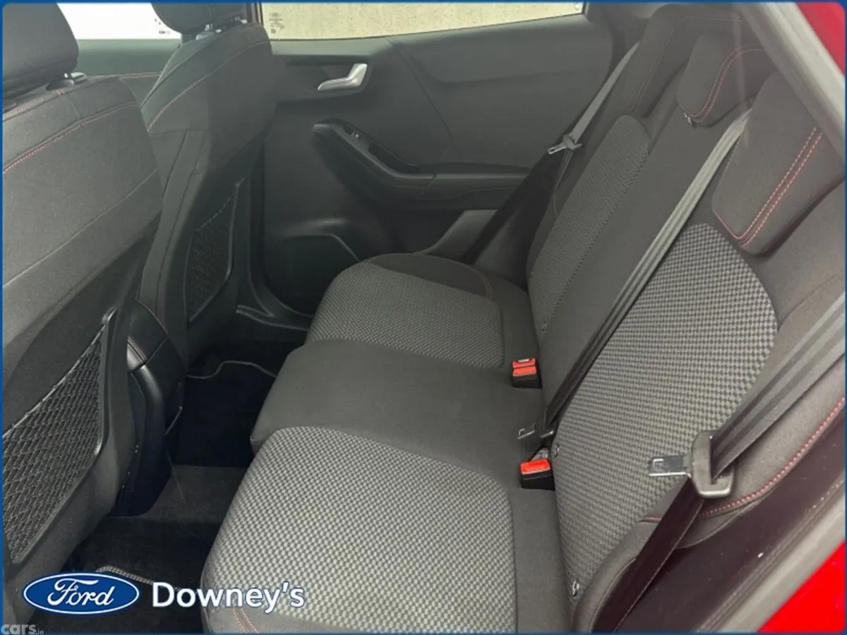 Ford Puma MPV, Petrol, 2024, Red