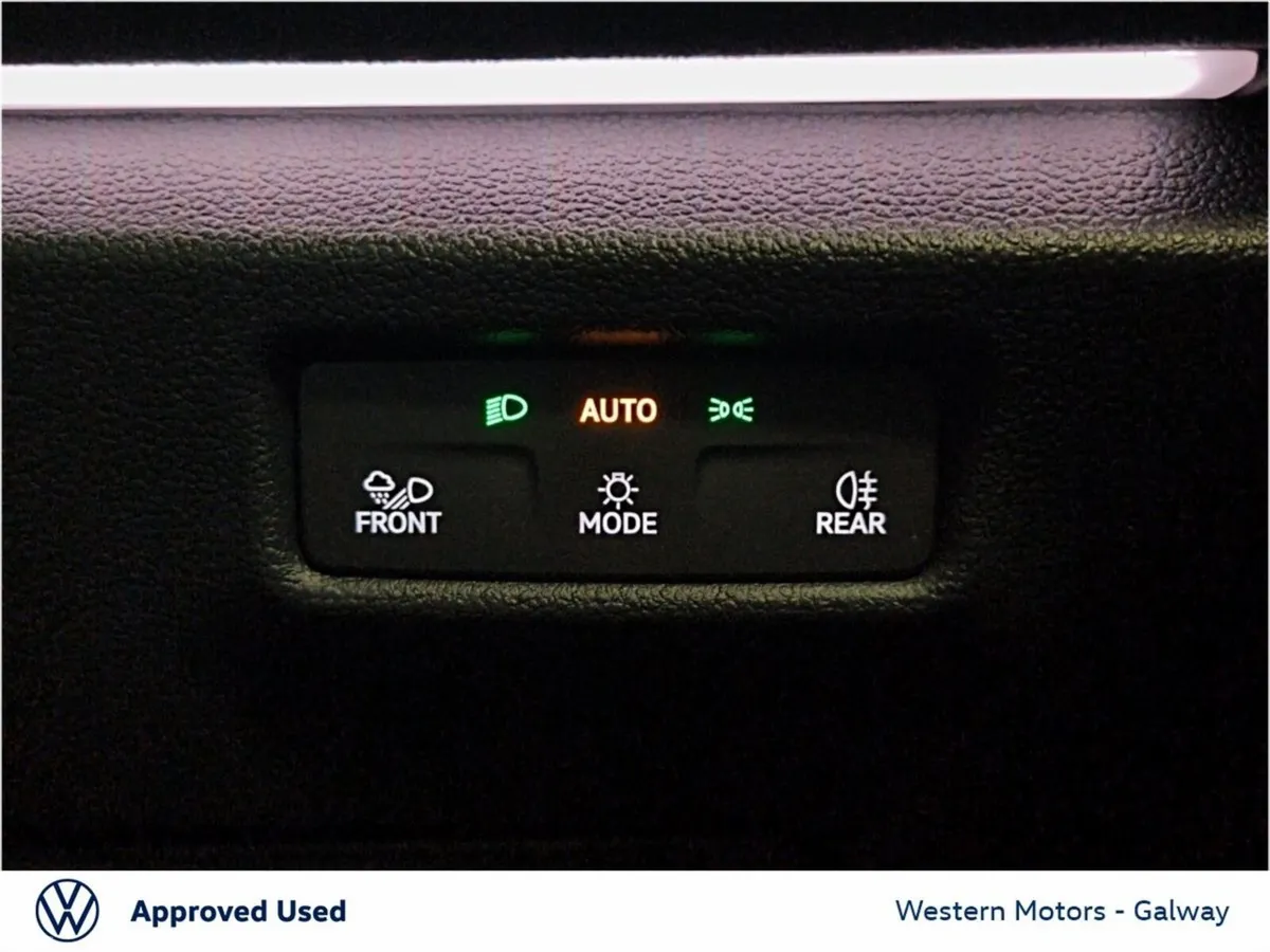 Volkswagen Tayron SUV, Petrol Plug-in Hybrid, 2026, Silver